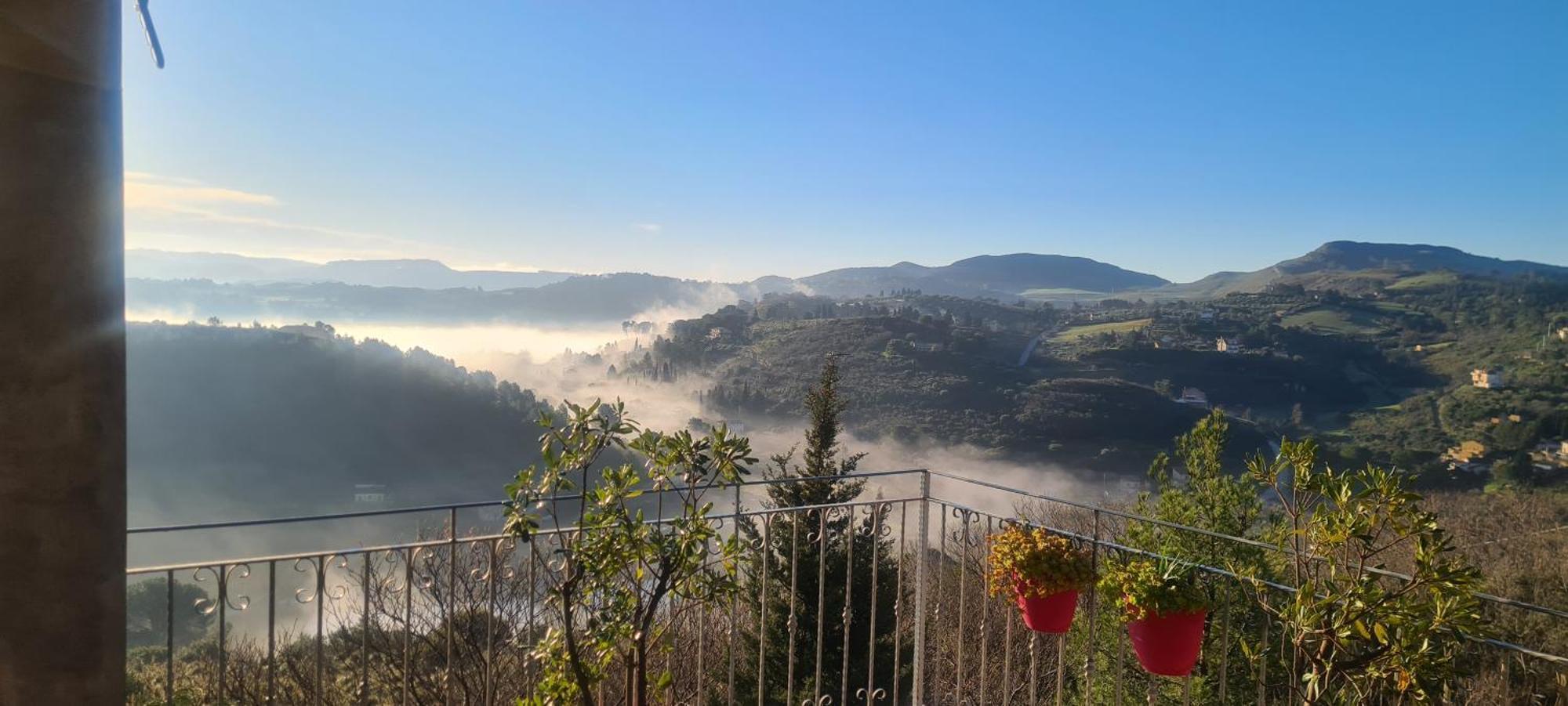 Enna Villa Del Sole E Delle Stelle Exterior photo